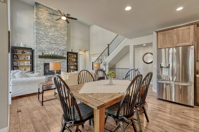 Building Photo - LUXIOUROUS 6 BED/6 BATH HOME IN SANCTUARY ...