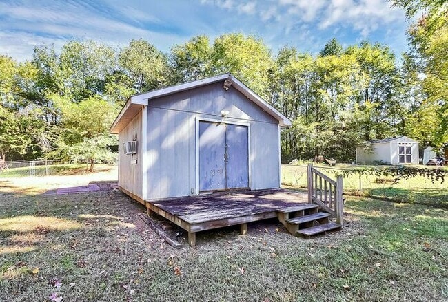 Building Photo - 3BD/2BA Ranch Home in Concord!