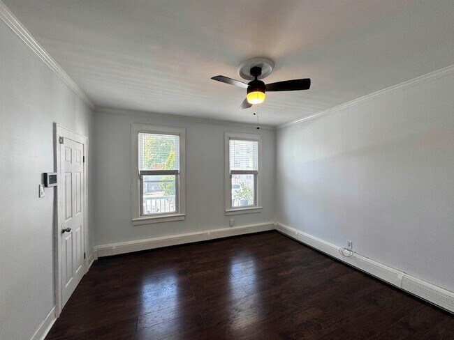 Building Photo - 24 Pamrapo Ave