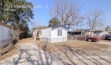 Building Photo - 1561 Hammond Blvd