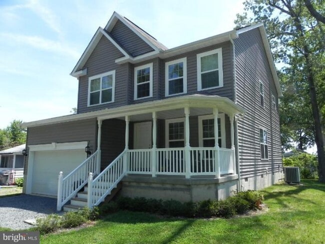 Primary Photo - 926 Walnut Ave