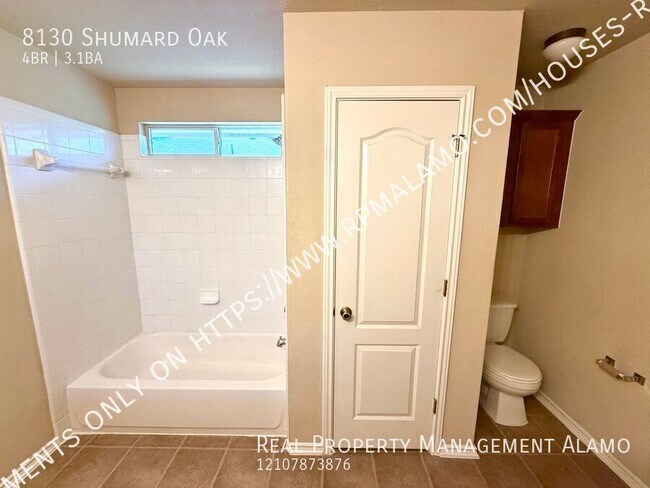 Building Photo - 8130 Shumard Oak Dr