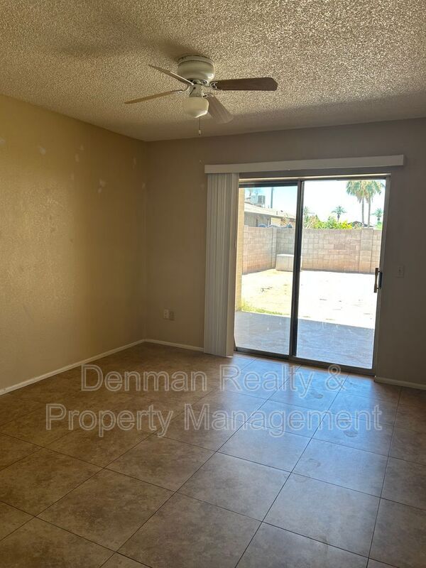 Building Photo - 4619 E Camino St