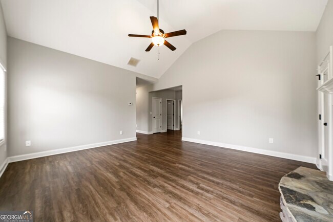 Building Photo - 54 Holsteiner Ln