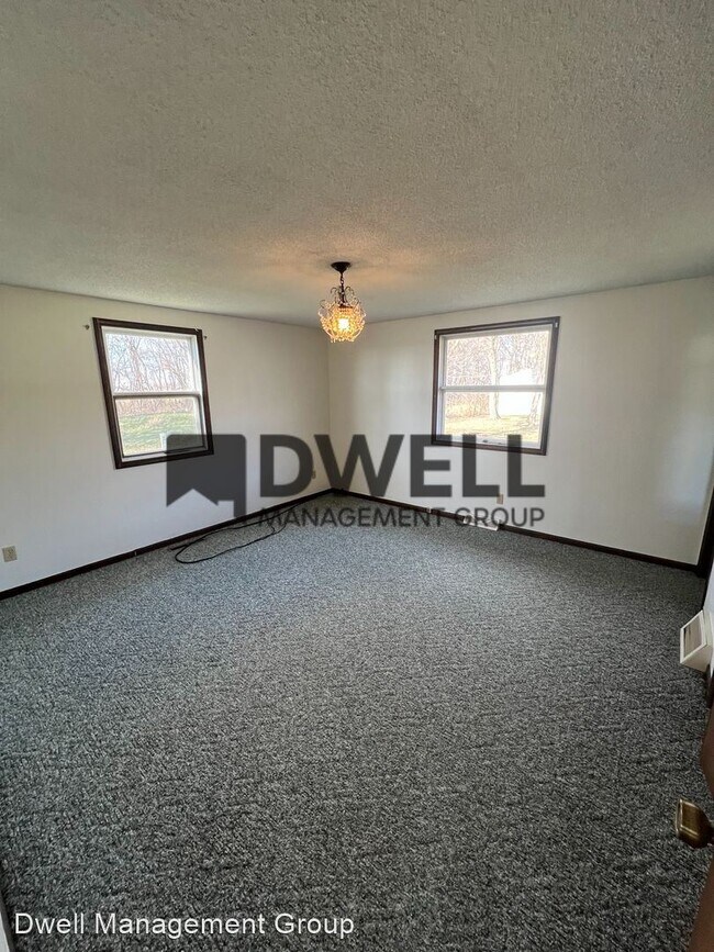 Building Photo - 3 br, 1 bath House - 88846 State Line Rd