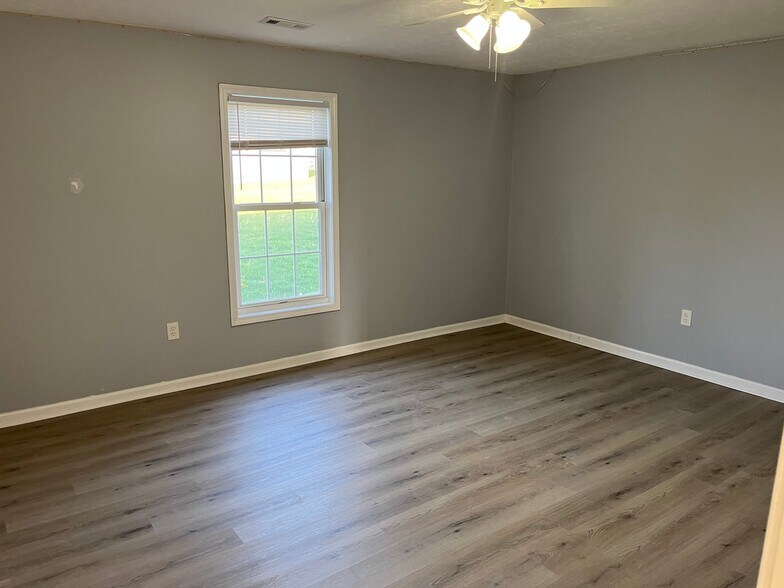 Building Photo - 13311 Bennettsville Rd