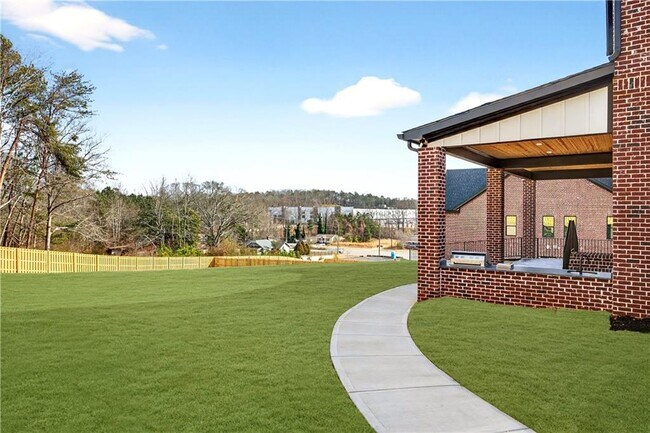 Building Photo - 405 Thunder Rd