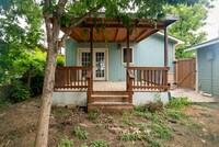Building Photo - 560 W Highland Blvd