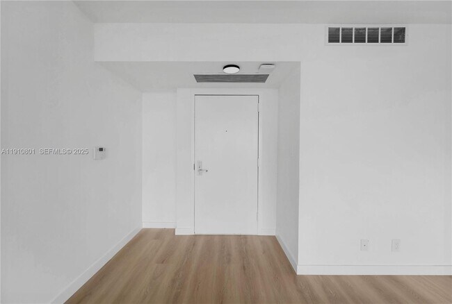 Building Photo - 780 NE 69th St