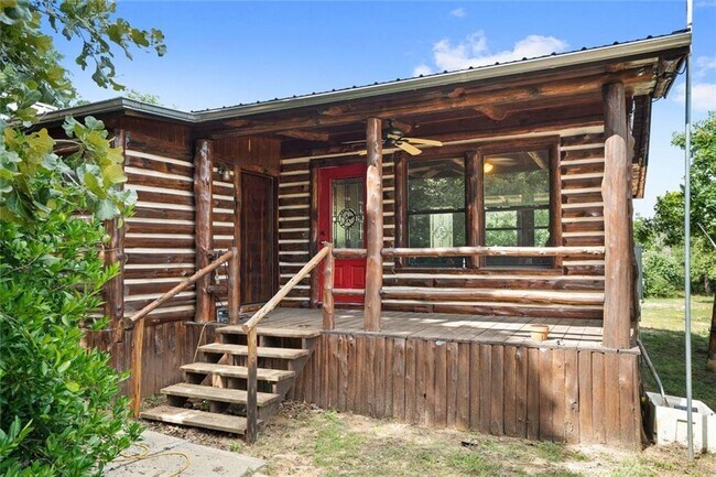 Building Photo - 1043 Lewis Ln