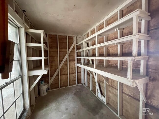 Building Photo - 31520 Stagecoach Rd