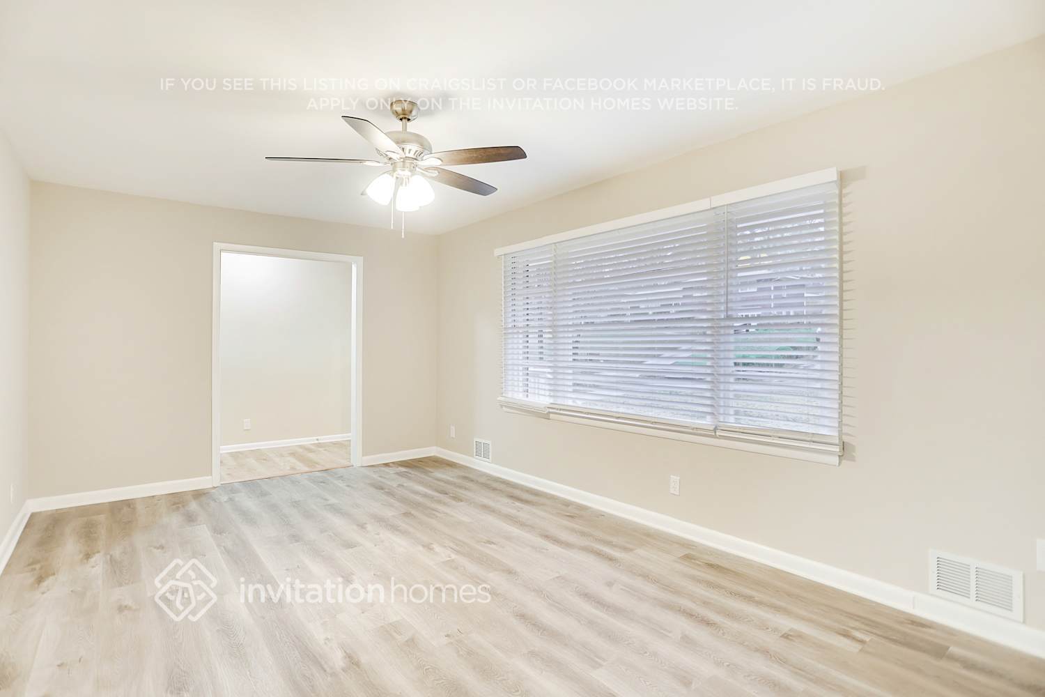 Building Photo - 3209 Briarwood Blvd