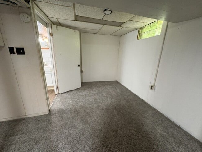 Building Photo - Updated 3-Bedroom Akron Home with Finished Basement & Large Detached Garage