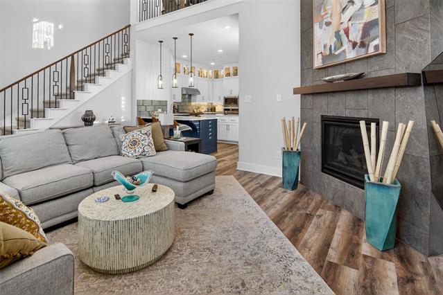 Building Photo - 14521 Walsh Ave