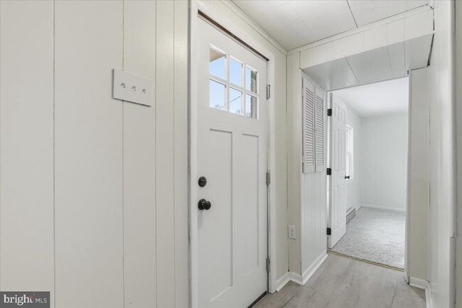 Building Photo - 9704 Lorain Ave