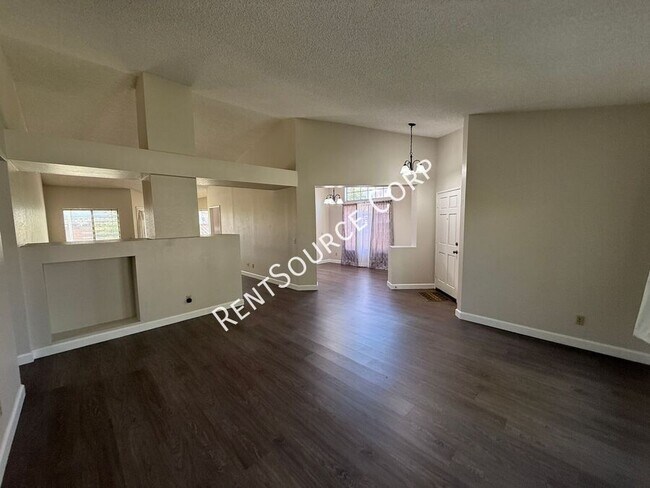 Building Photo - 44249 Halcom Ave