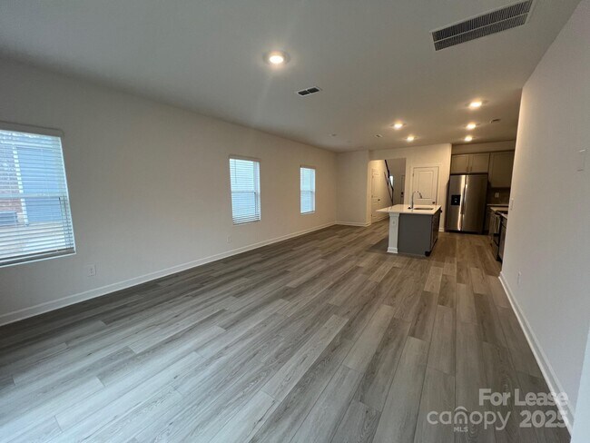 Building Photo - 1233 30th St Ln NE