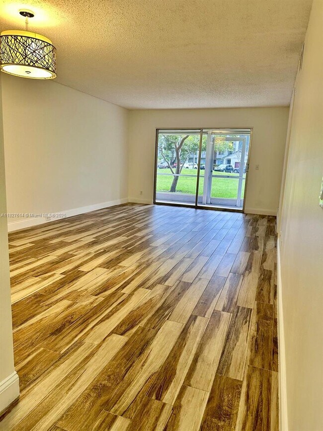 Building Photo - 1300 SW 130th Ave