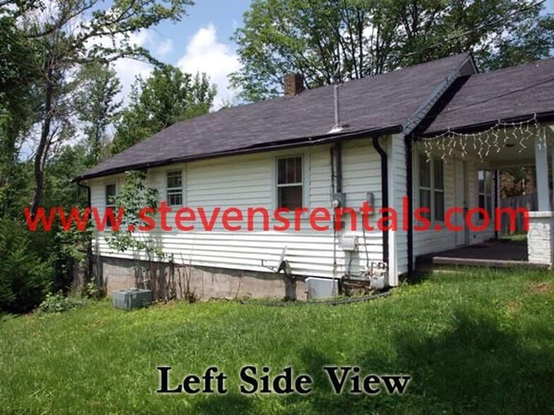 Building Photo - 944 N Franklin Ave