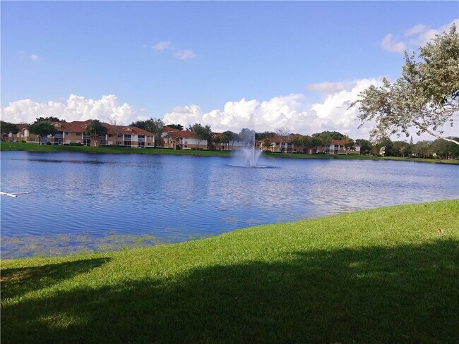 Building Photo - 705 NW 91st Terrace