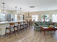 Building Photo - 73250 Broadmoor Dr