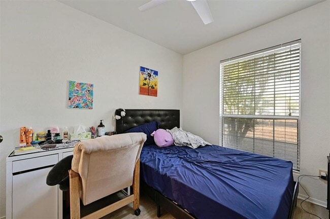 Building Photo - 3910 Tamil St