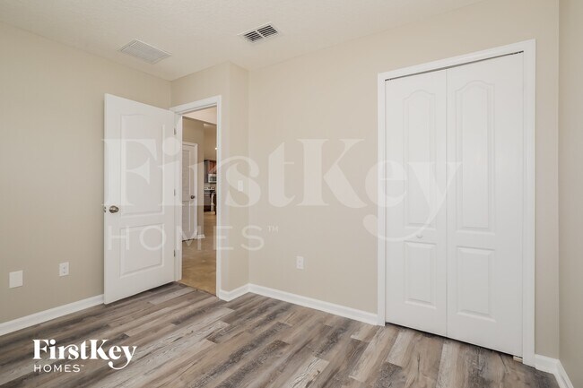 Building Photo - 1889 High Prairie Ln