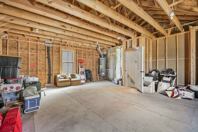 Building Photo - 2634 Buckner Ln