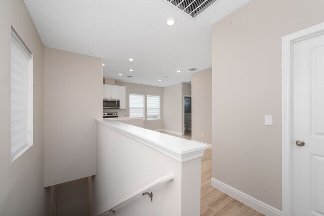 Building Photo - 6541 Rover Wy
