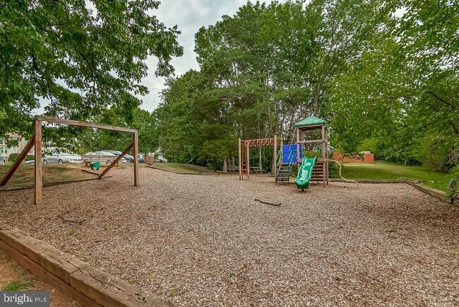 Building Photo - 14623 Stone Crossing Ct