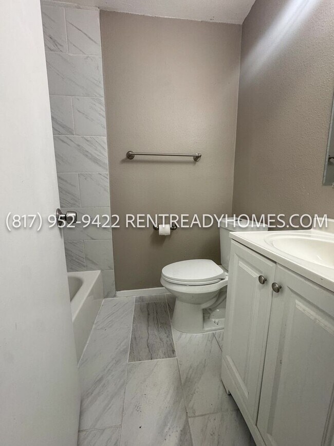 Building Photo - 104 Twining Dr