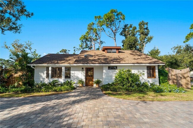 Primary Photo - 731 Texas St