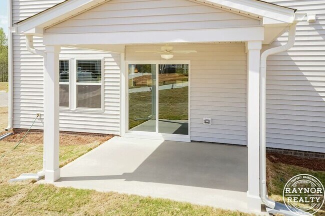 Building Photo - 44 Plantation Dr