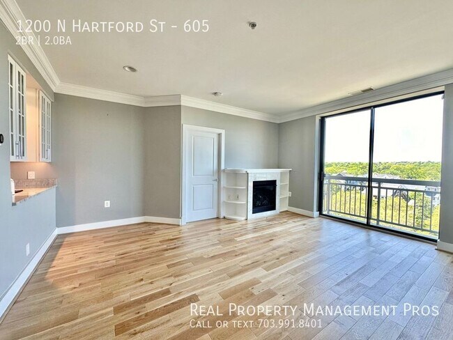 Primary Photo - 1200 N Hartford St