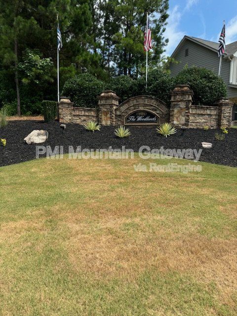 Building Photo - 30 Grand Oak Dr