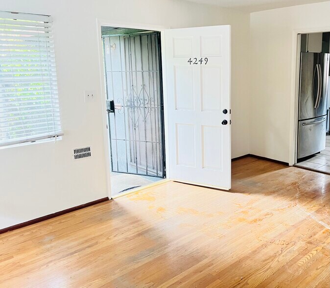Building Photo - 4249 S Centinela Ave