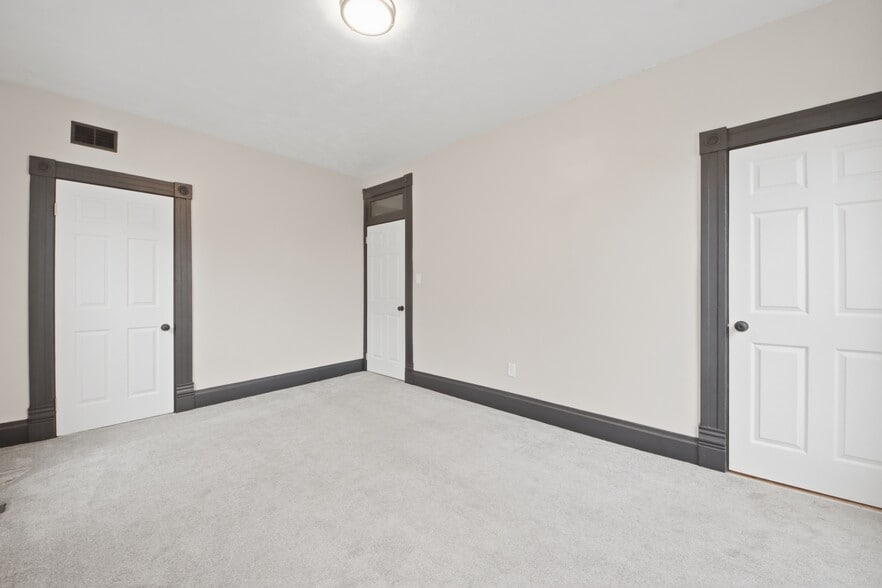 Building Photo - 767 Wager St