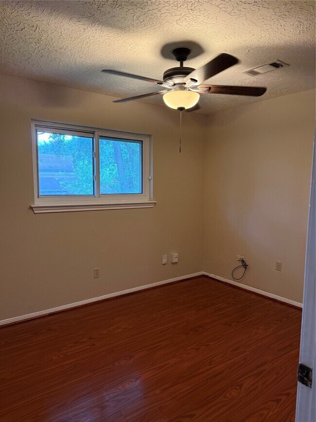 Building Photo - 6922 Addicks Clodine Rd