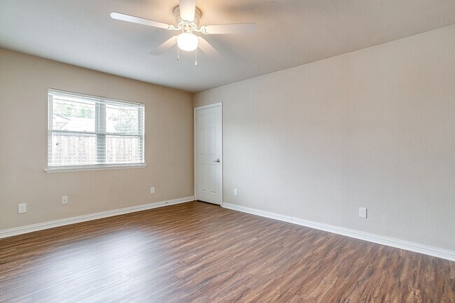 Building Photo - 5316 N Colony Blvd
