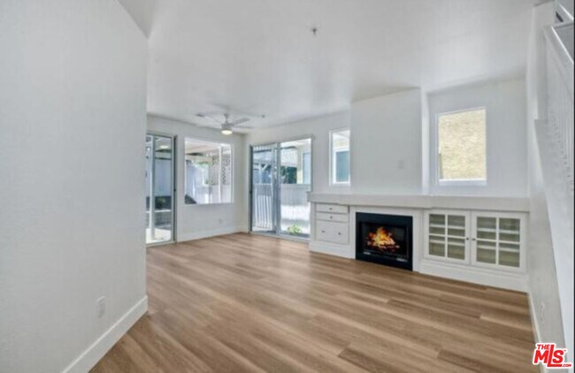 Building Photo - 1817 Calypso Dr
