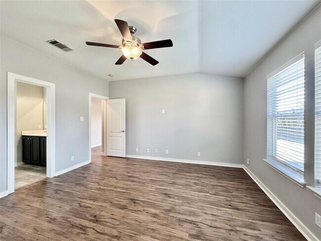 Building Photo - 311 Glen Valley Lane
