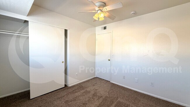 Building Photo - 6717 N 44th Ave