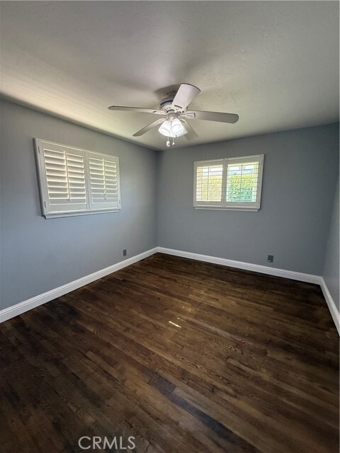 Building Photo - 4561 Mimosa Dr