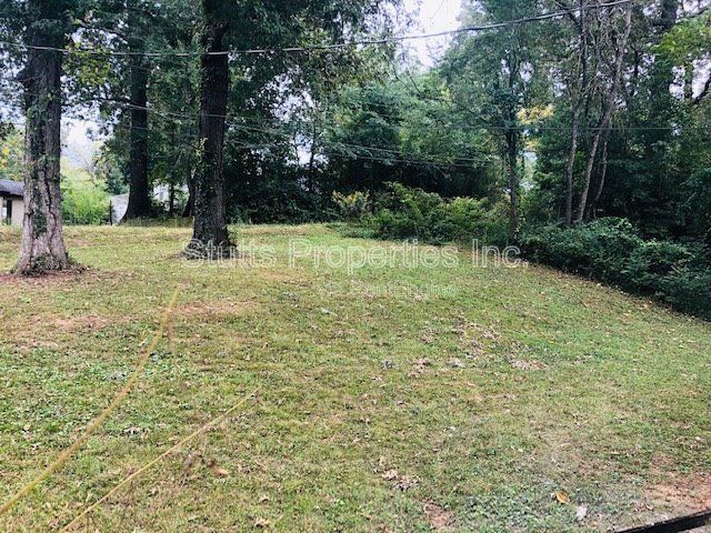 Building Photo - 1938 Shade Ave