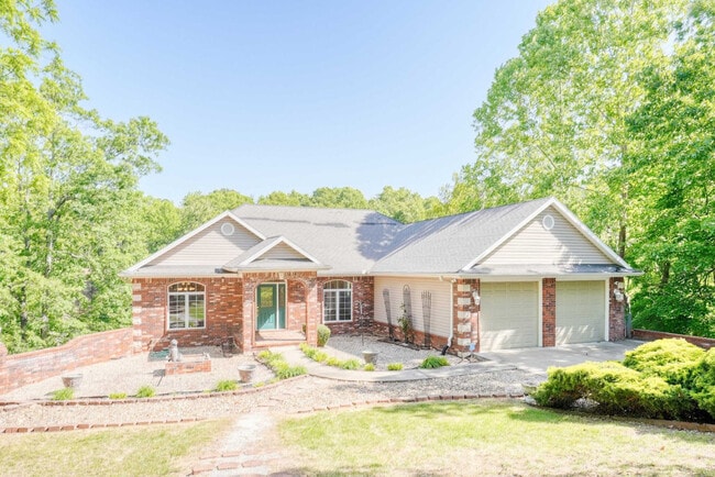 Building Photo - 16 Cheviot Ln