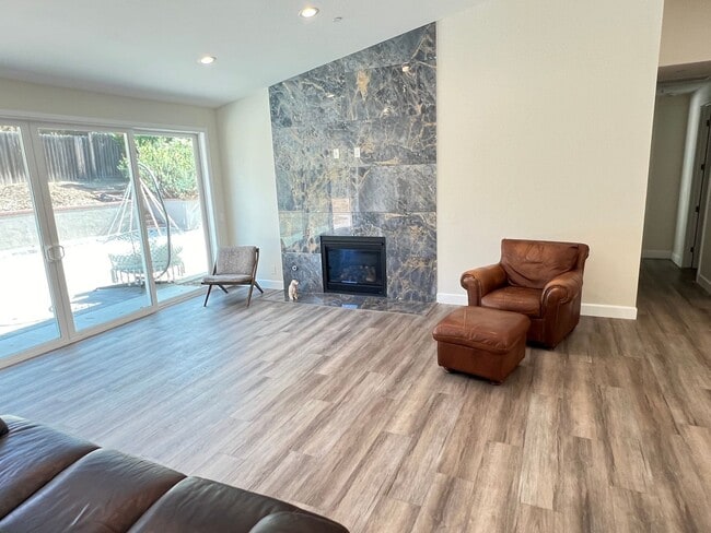 Building Photo - Remodeled North Tustin 4 Bed 3 Bath Ranch Home with Solar!