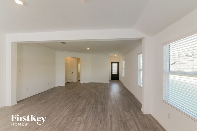 Building Photo - 12923 Thyme Wy