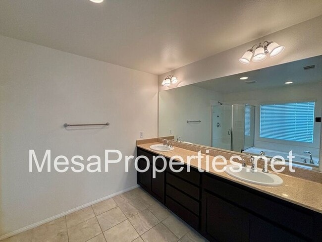 Building Photo - 6966 Madison Ln