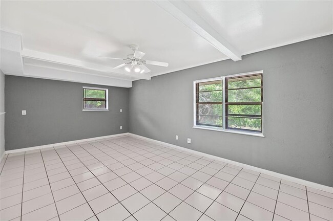 Building Photo - 5502 Salem Walk Dr