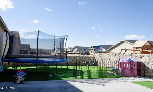 Building Photo - 14399 Aria Lopez Dr